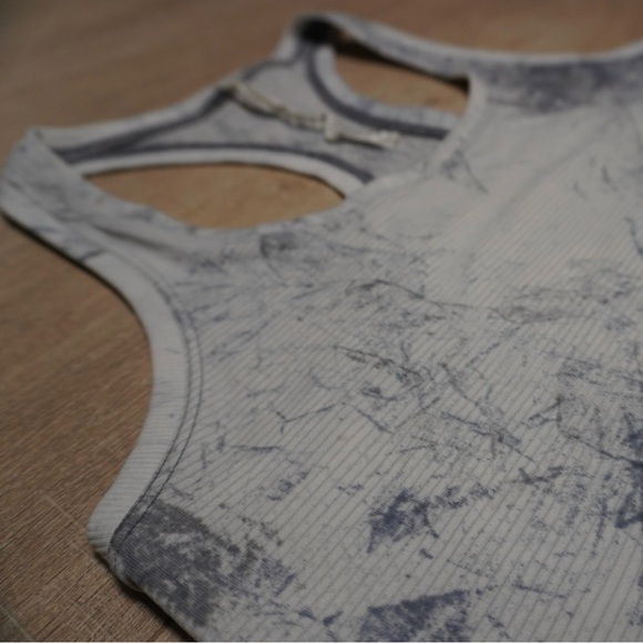 Lululemon Swiftly Tech Racerback 2.0 *Multi Dye - Picture 7 of 10